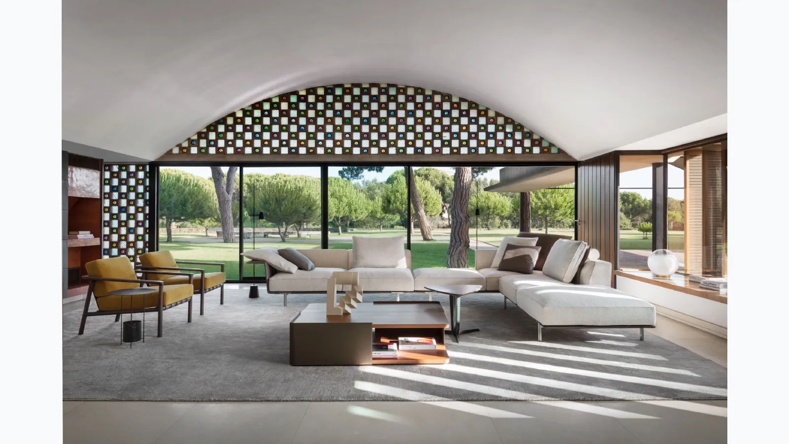 Corner sofa in Gregor fabric by Molteni & C.