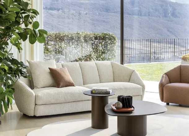 Linear sofa Jill by Calligaris