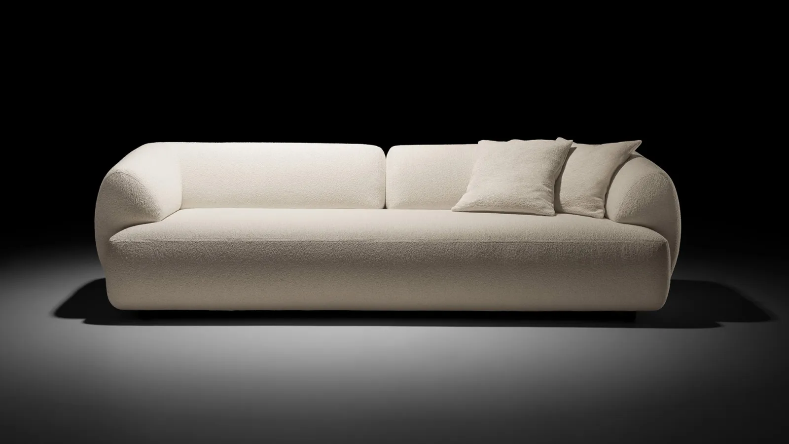 Linear design sofa Kamari by Twils