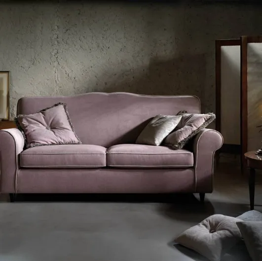 Classic sofa in Medea Special fabric by Samoa.