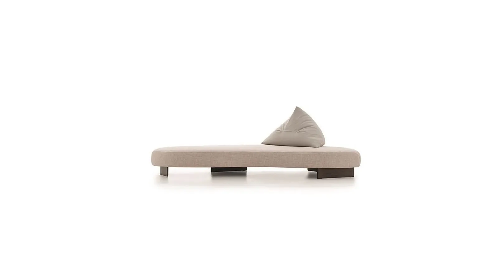 Papilo fabric sofa by Ditre Italia.