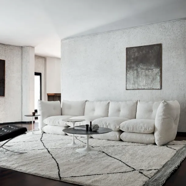 Perron Pillo Sofa by Knoll