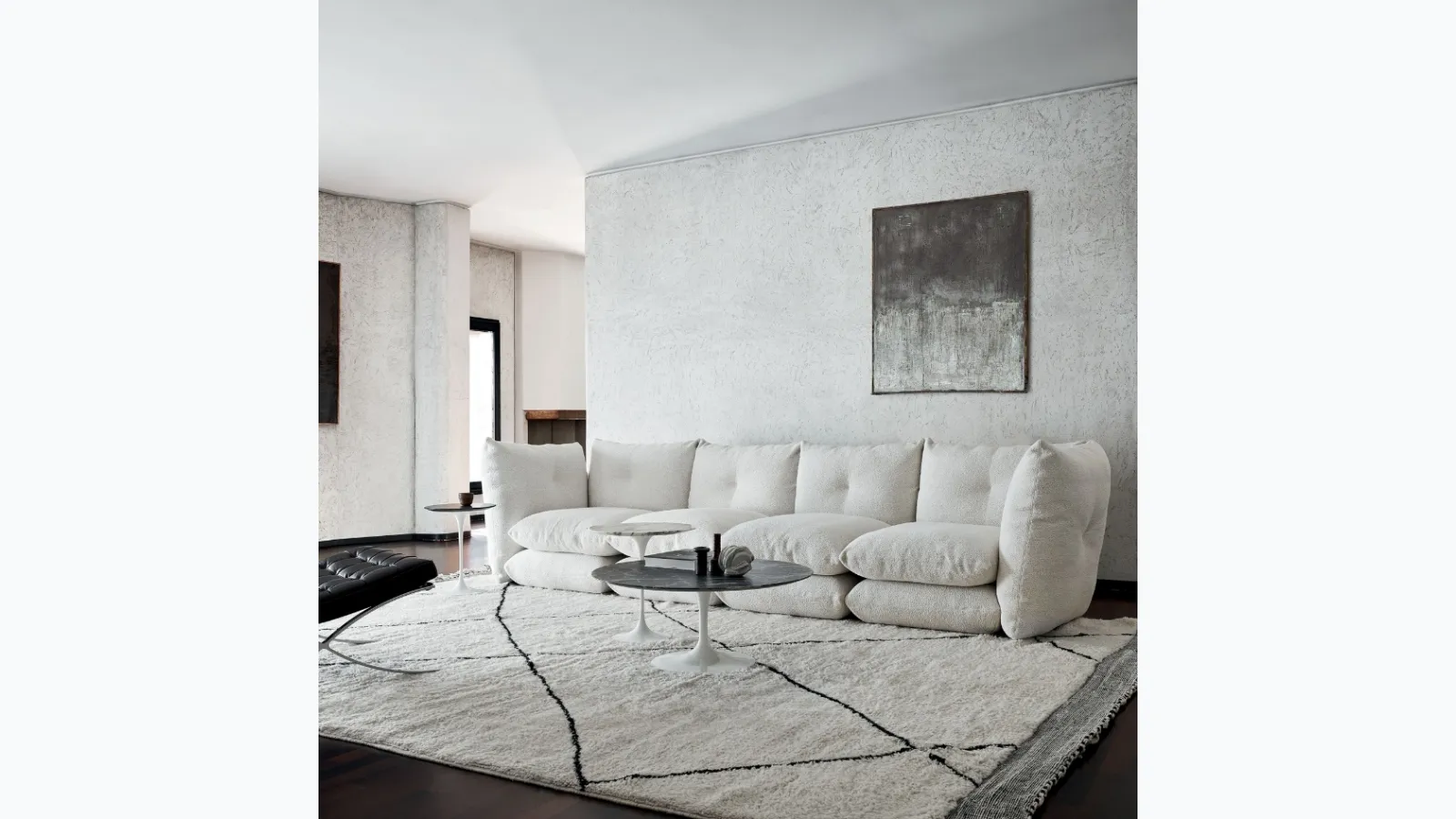 Perron Pillo Sofa by Knoll
