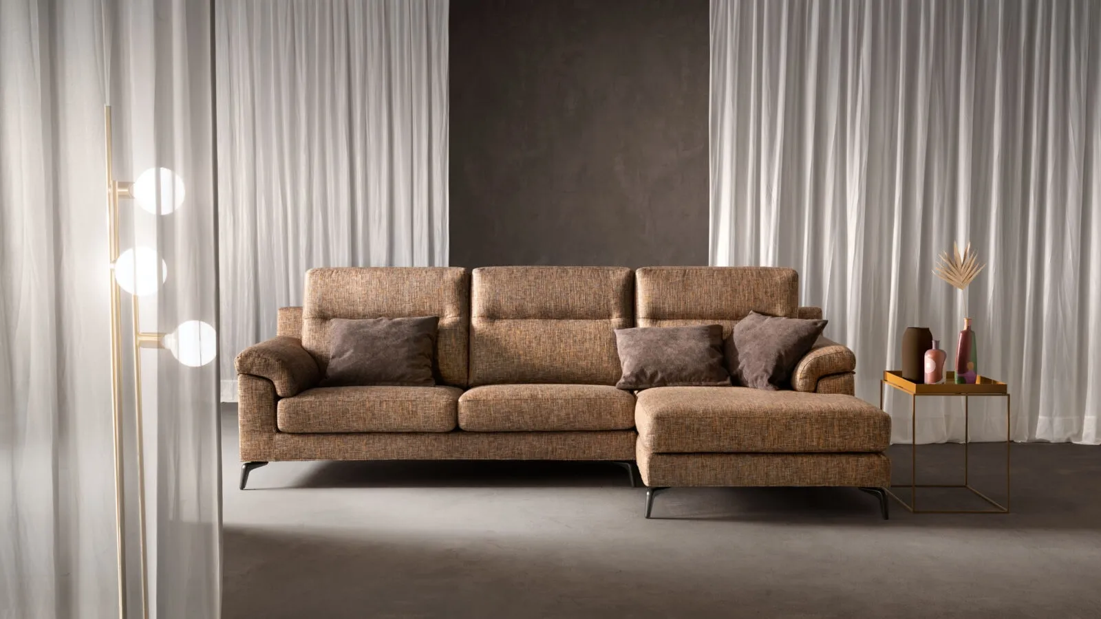 Sofa with peninsula Skill Special by Samoa.