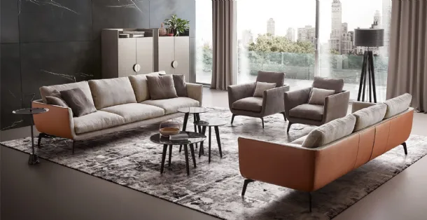 Linear Skyline sofa in upholstered fabric with leather backrest by Dema