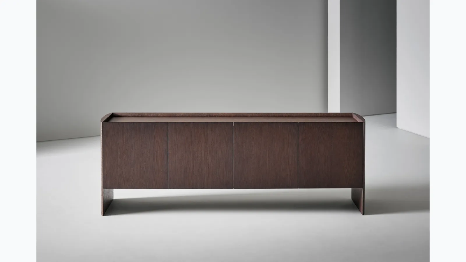 Alicanto wooden sideboard with 4 doors by Bonaldo