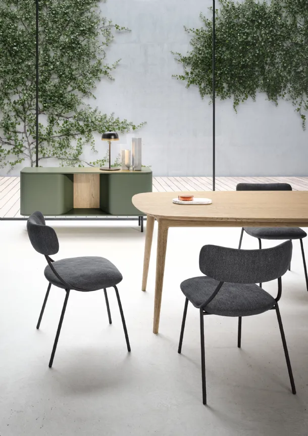 Matte lacquered Madia Bay by Novamobili