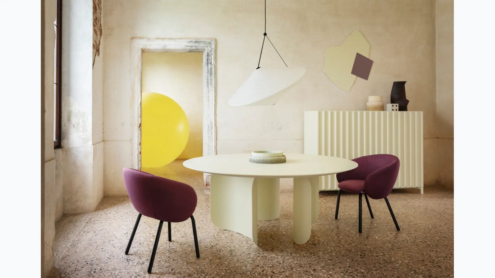 High storage unit by Miniforms