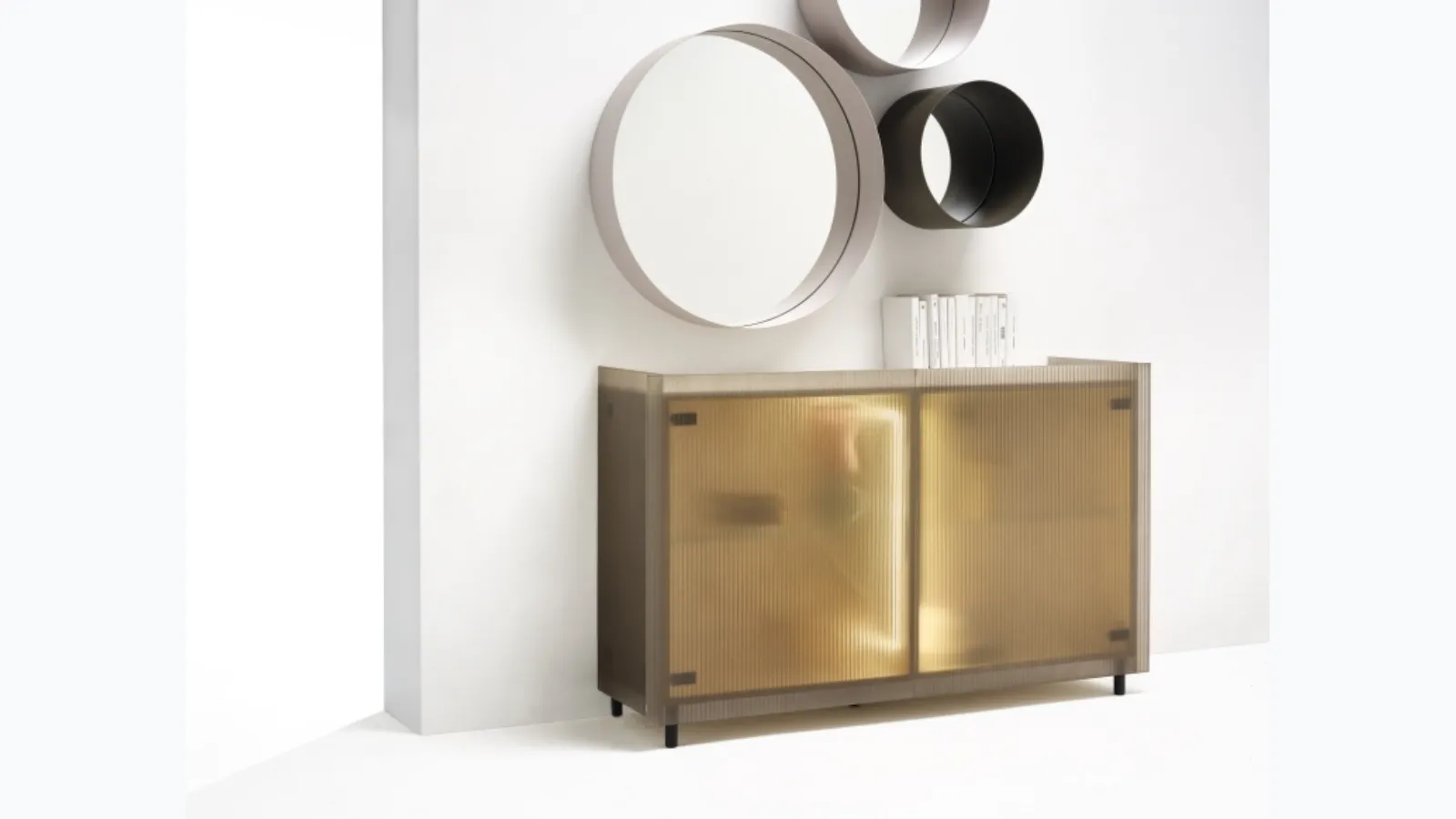 Madia Groove by Minotti Italia