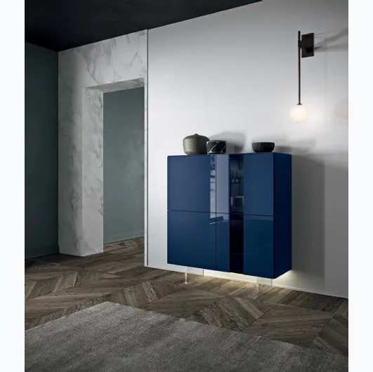 Tall Madia I-Modul Art in glossy lacquer with transparent methacrylate feet by Presotto.