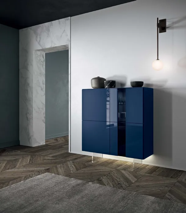 Tall Madia I-Modul Art in glossy lacquer with transparent methacrylate feet by Presotto.