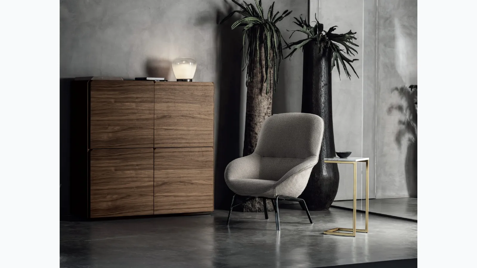 High wooden sideboard Pica by Bontempi.