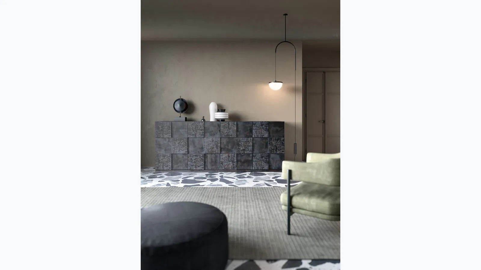Quadro Media with Toccaferro Resin Tattoo Patchwork finish by Capo d'Opera.