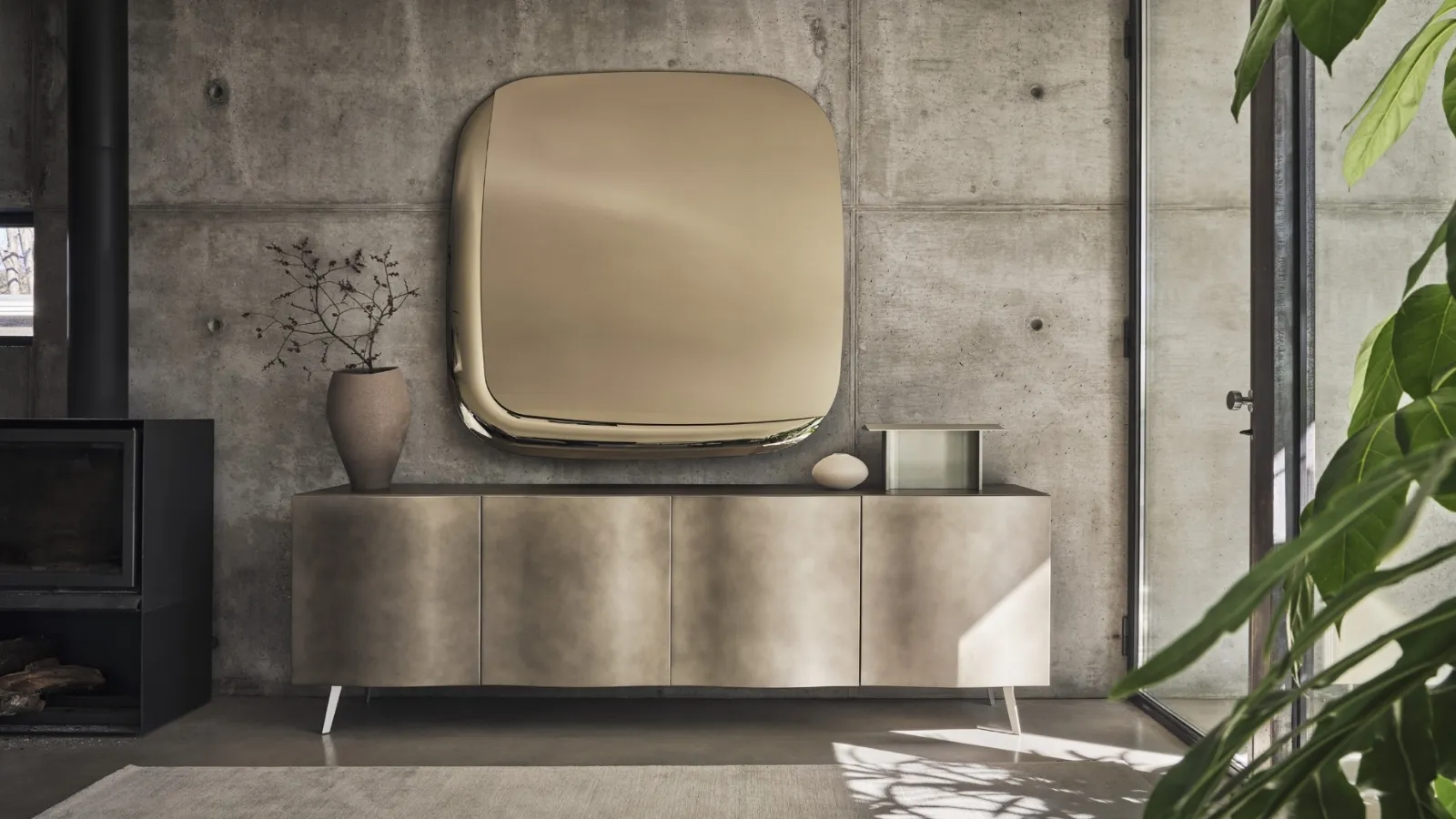 Sinuous sideboard by Calligaris