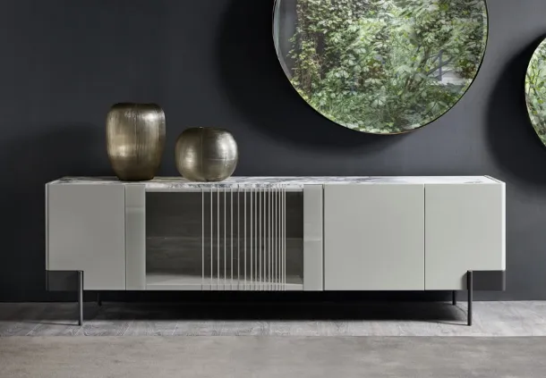 Lacquered and glass Madia Valley by Cantori.