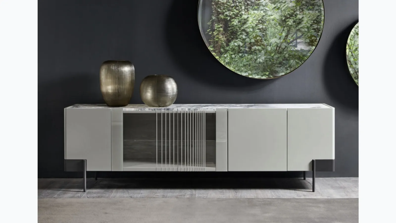 Lacquered and glass Madia Valley by Cantori.