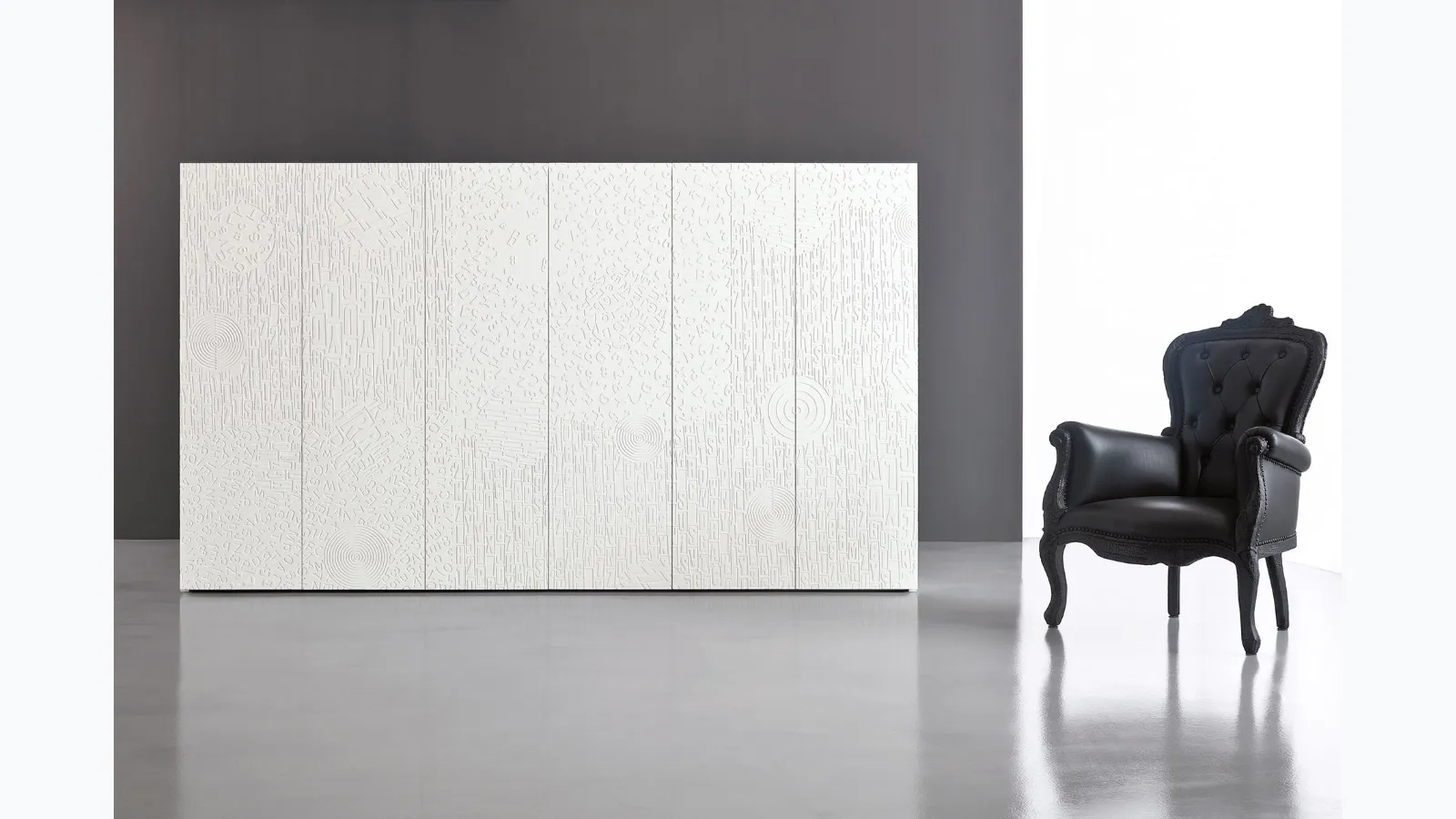 Monolithic Zurich sideboard in white lacquer with Capo d'Opera inlays.
