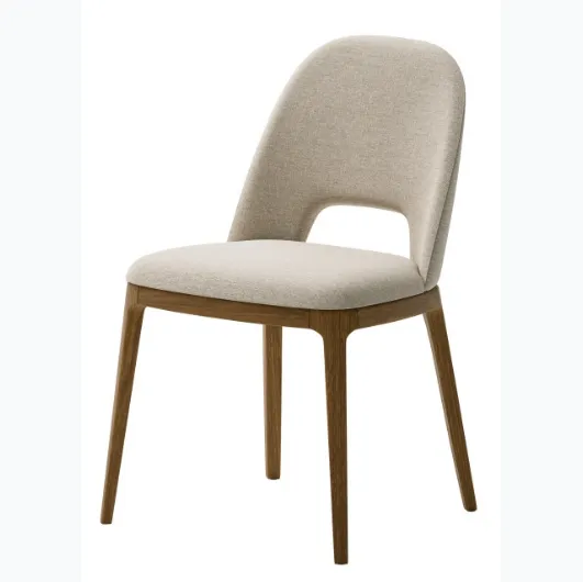 Ada chair in upholstered fabric with ash wood structure by Veneta Cucine.