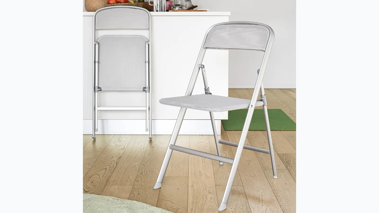 Connubia's foldable Alu chair