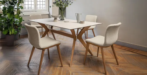 Annie chair in upholstered fabric by Calligaris.