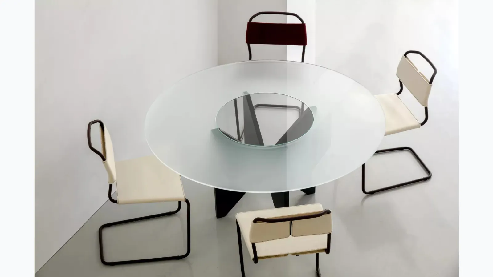 Chair in felt and steel B-kini by Alias