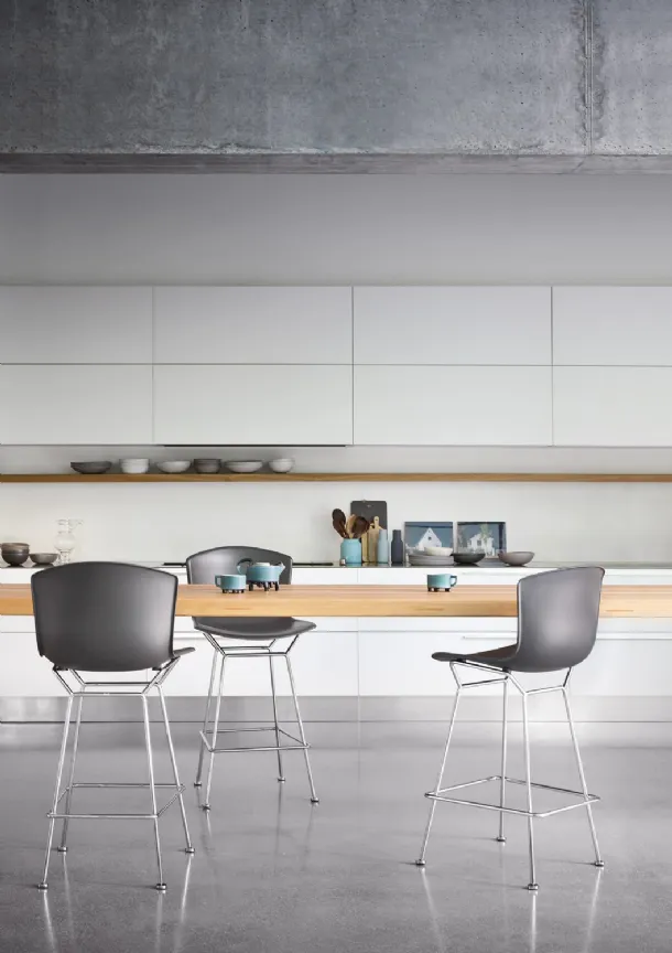 Bertoia Molded Shell Barstool by Knoll