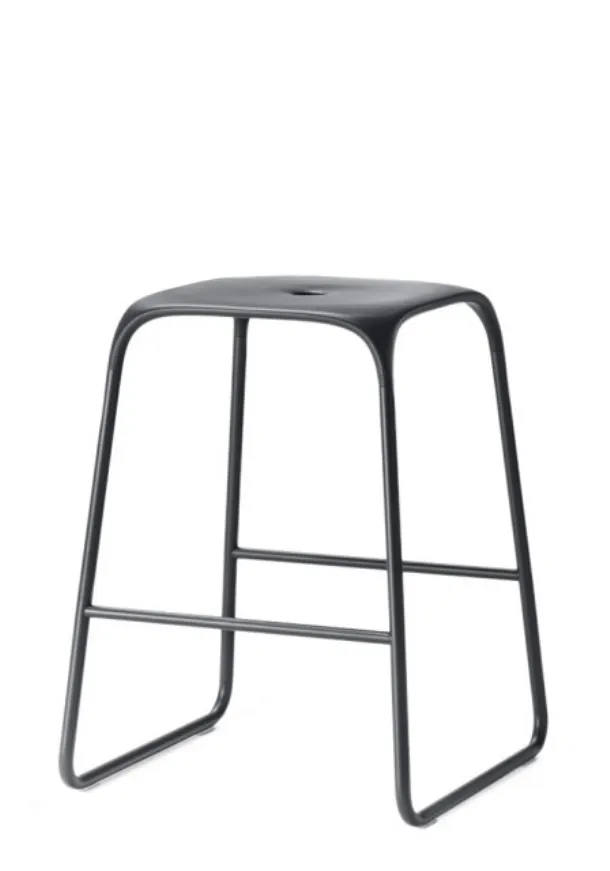 Bobo stool with polypropylene seat and metal structure by Veneta Cucine.