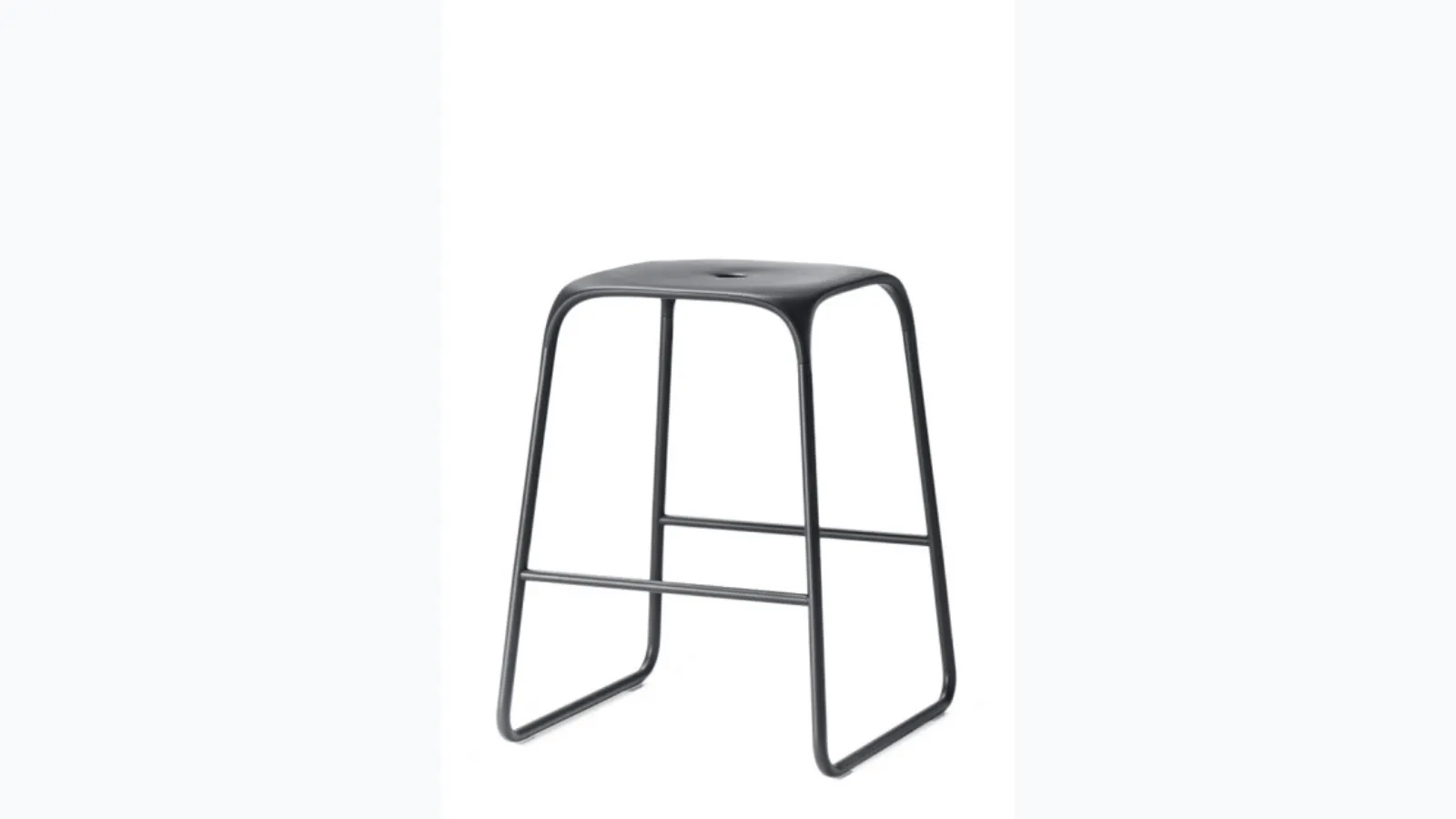 Bobo stool with polypropylene seat and metal structure by Veneta Cucine.