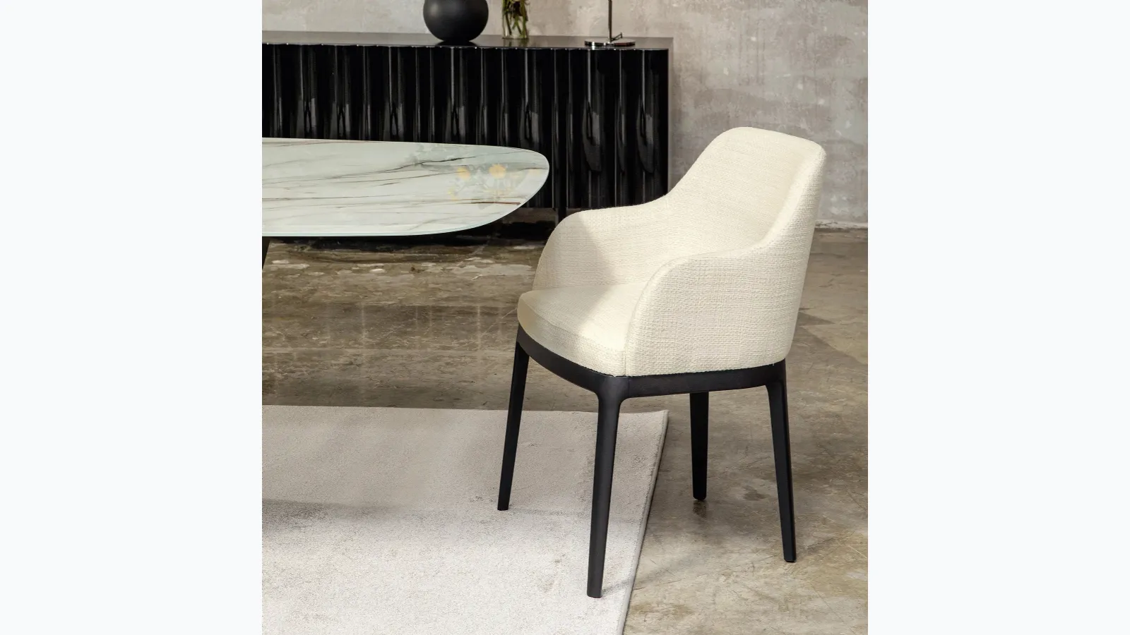 Fabric armchair with arms Cleo by Tonin Casa