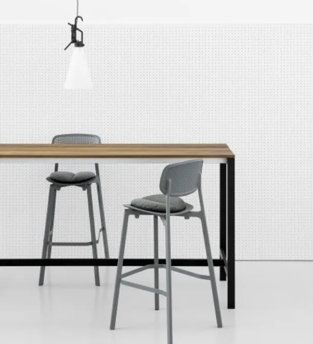 Colander OUT polypropylene stool by Kristalia.