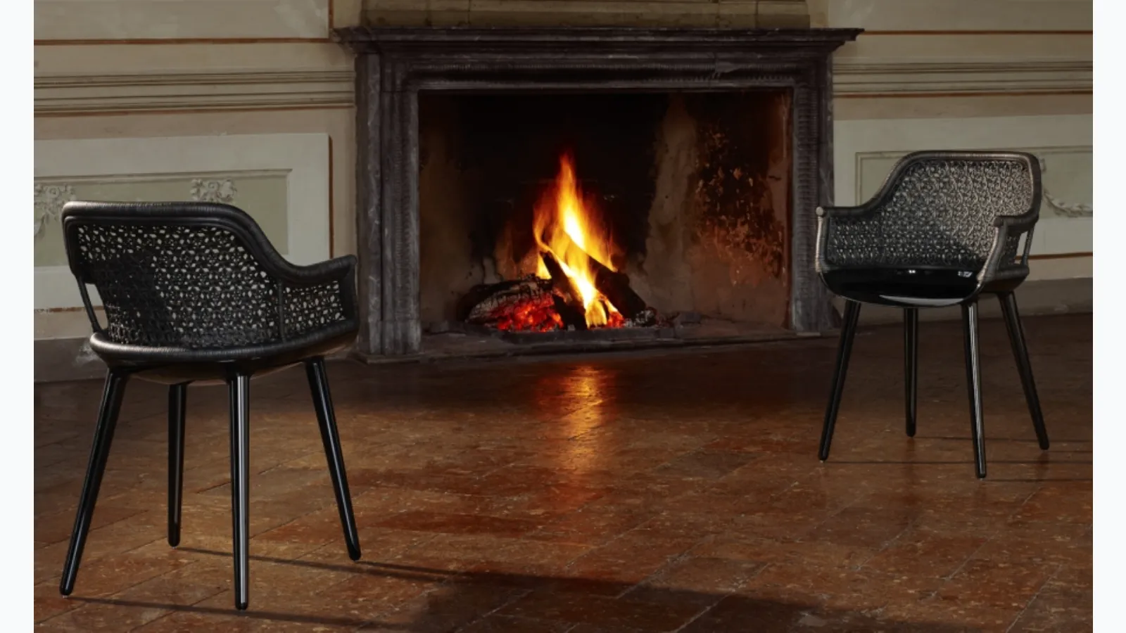 Cityborg Elegant chair in polycarbonate and wicker by Magis.