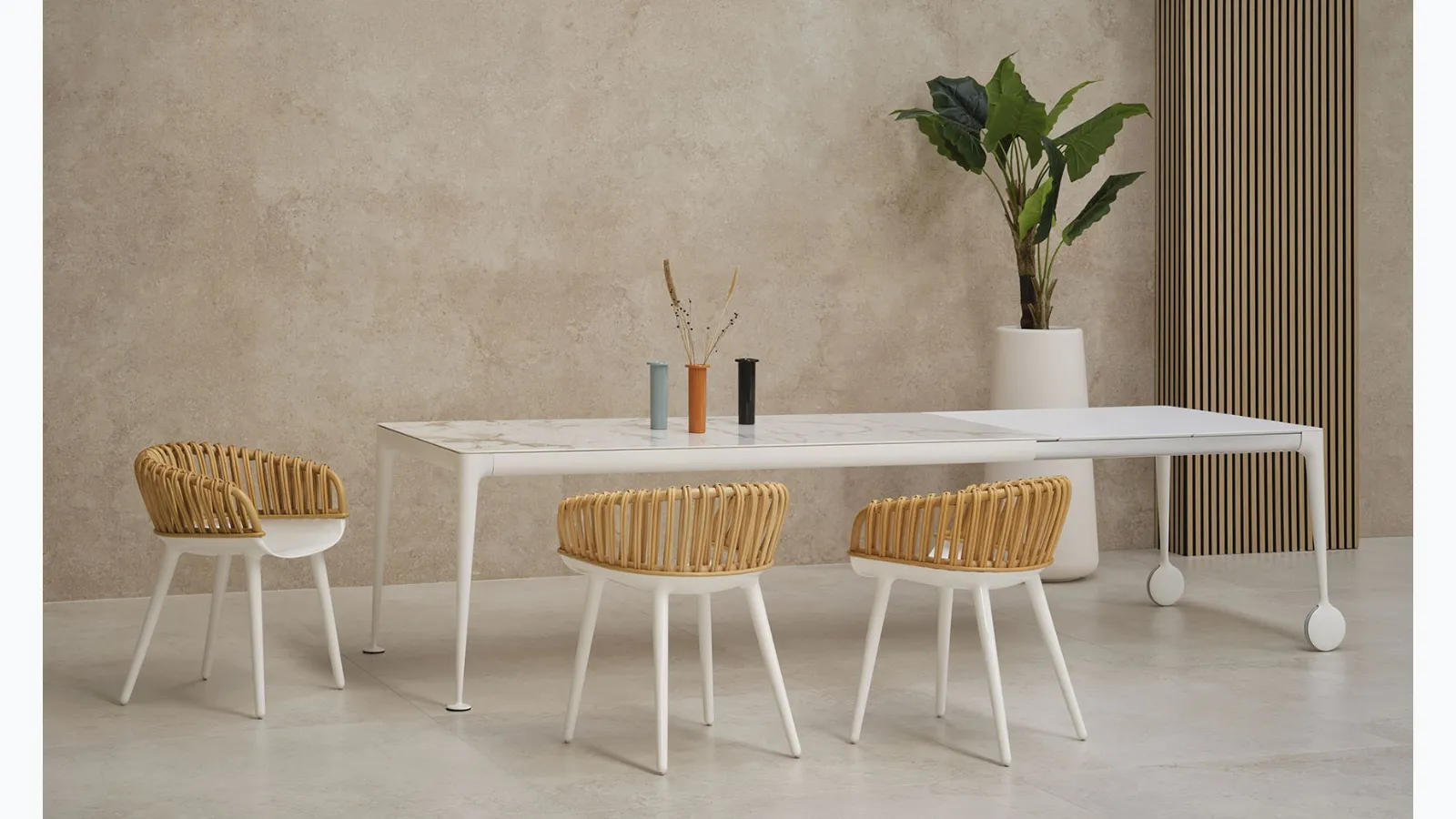 Cyborg Club chair in polycarbonate and wicker by Magis.
