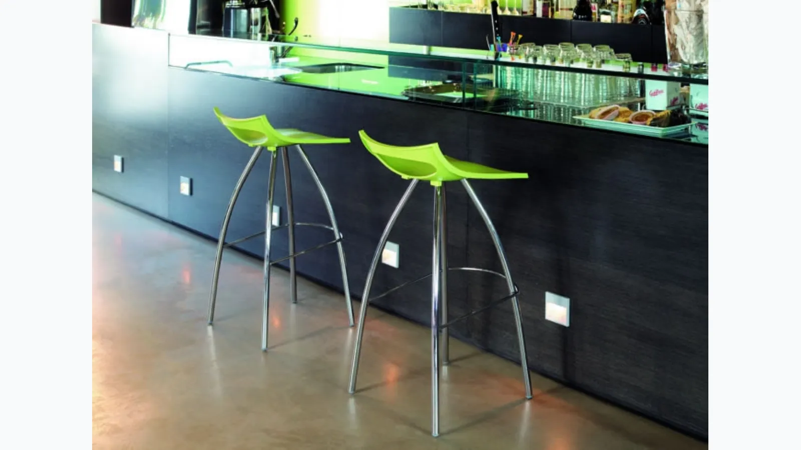 Technopolymer stool Diablito by Scab Design