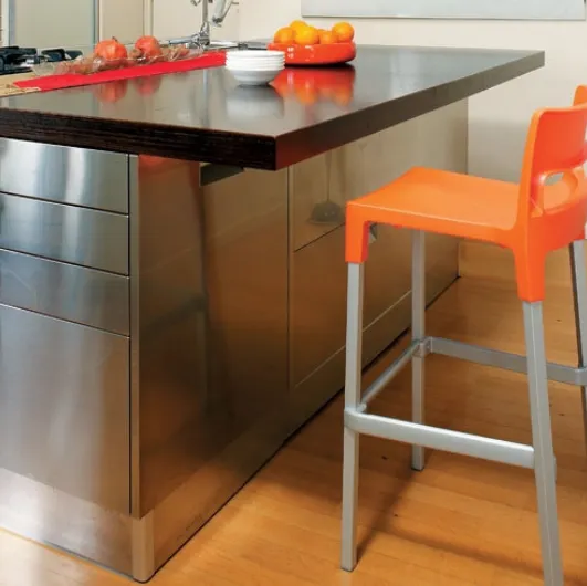 Technopolymer stool Divo by Scab Design