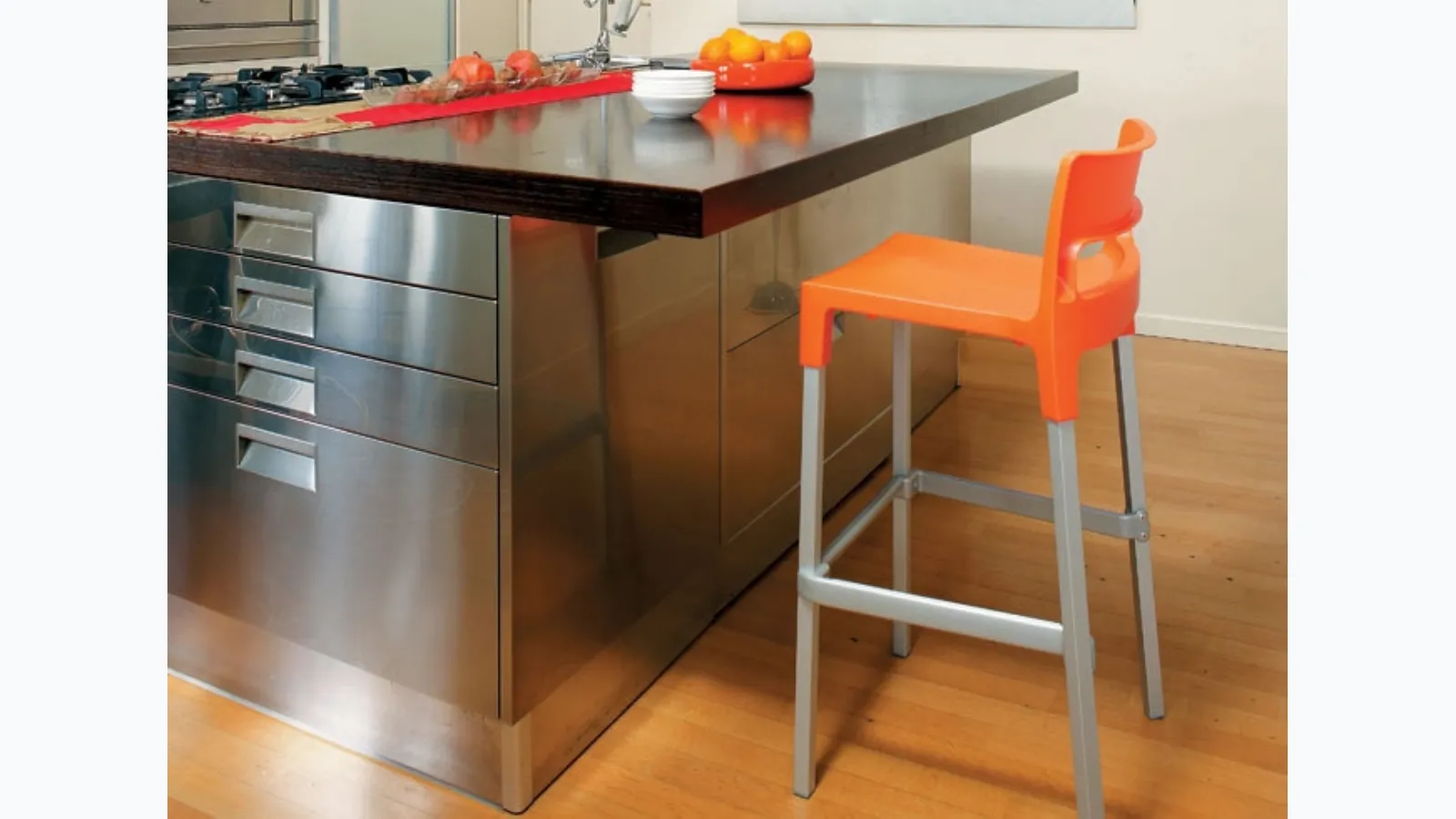 Technopolymer stool Divo by Scab Design