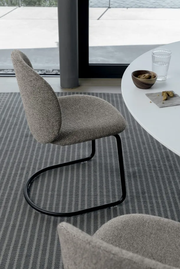 Chair Dua in upholstered fabric by Kristalia