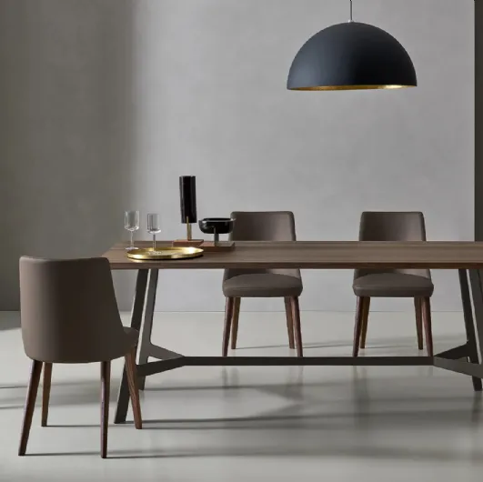 Eva chair in padded fabric by Sangiacomo.