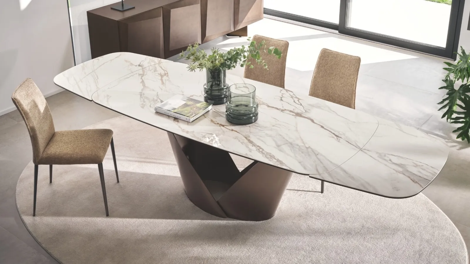 Fay upholstered chair by Calligaris