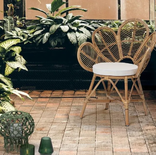 Flores rattan chair by Bizzotto