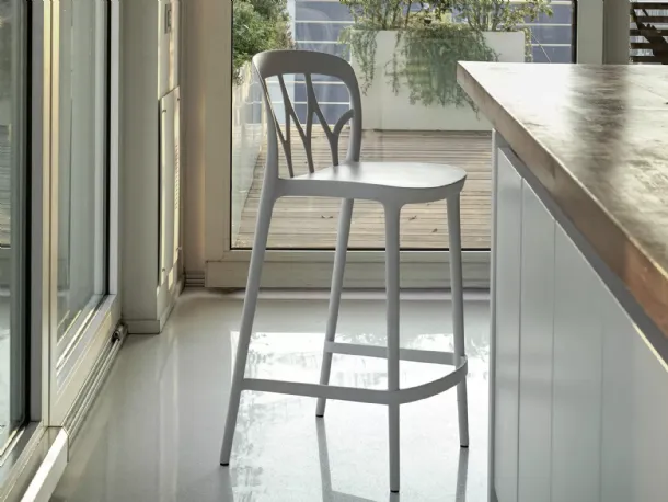 Galaxy stool in polypropylene by Bontempi