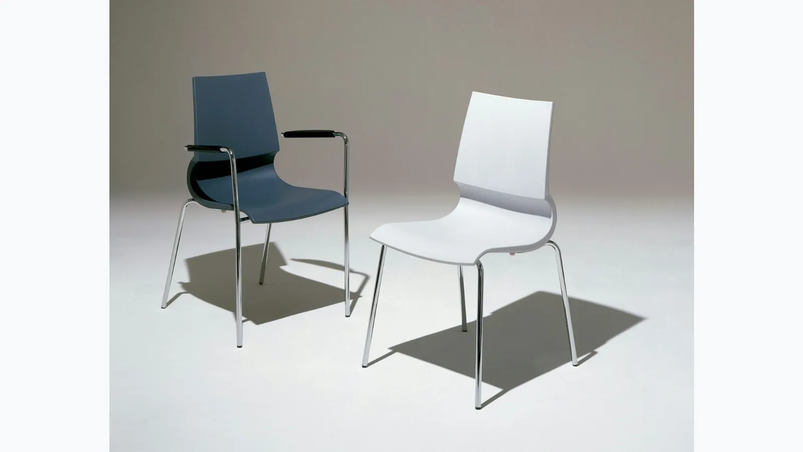 Gigi® Chair by Knoll.