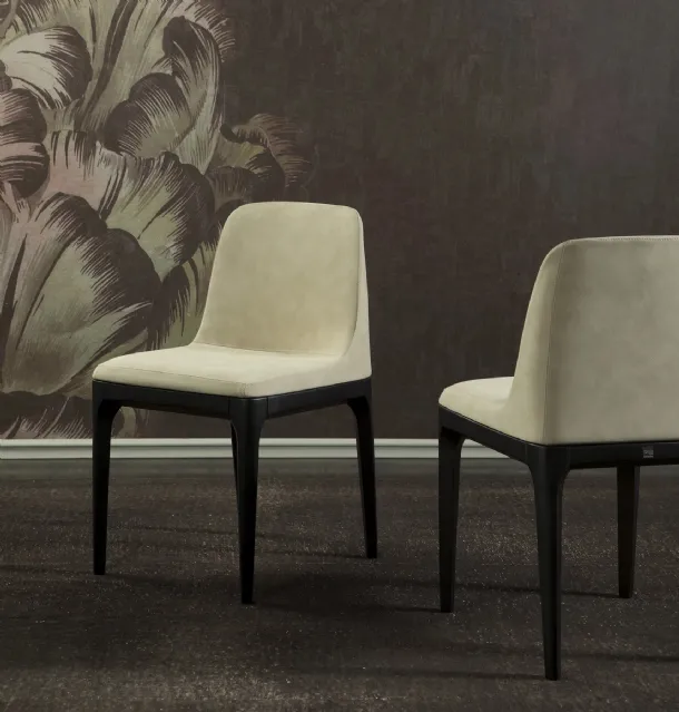 Gilda leather chair by Tonin Casa.