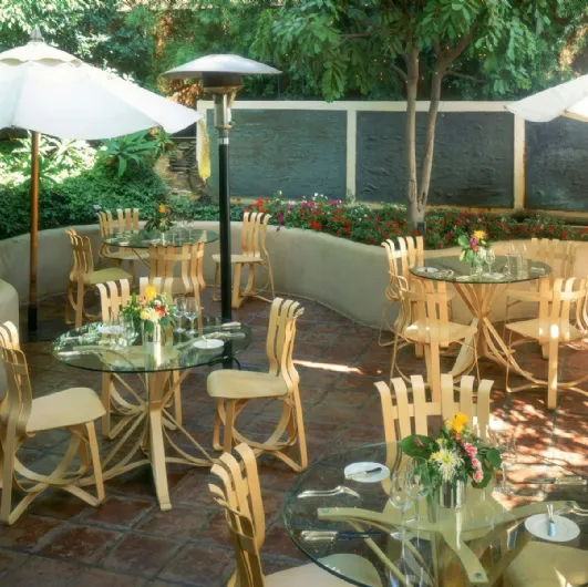 Hat Trick™ Chair by Knoll