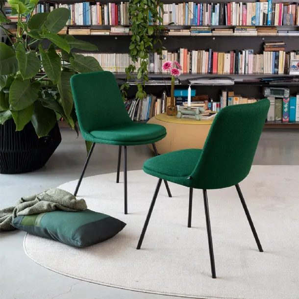 Upholstered fabric chair Hedra by Connubia