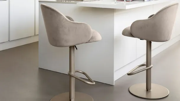 Holly Fab stool by Calligaris