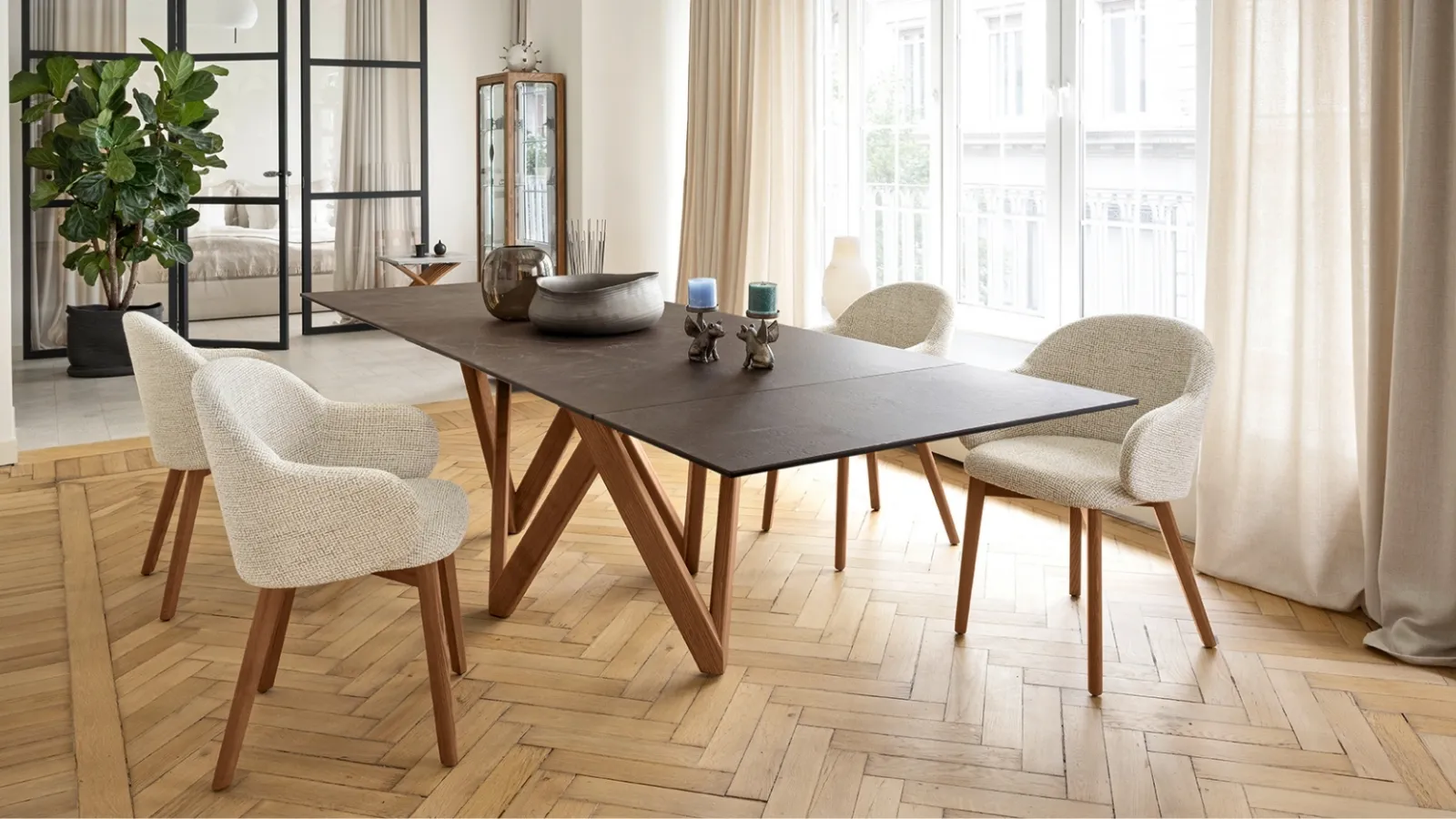 Holly Fab chair in fabric and solid wood by Calligaris.