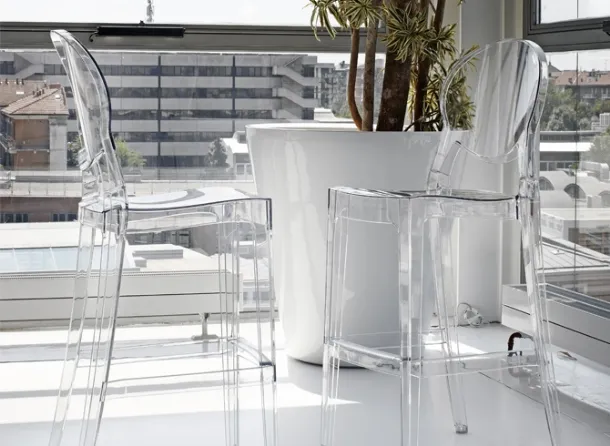 Igloo stool in polycarbonate by Scab Design.