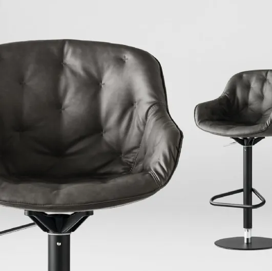Leather Igloo stool by Calligaris
