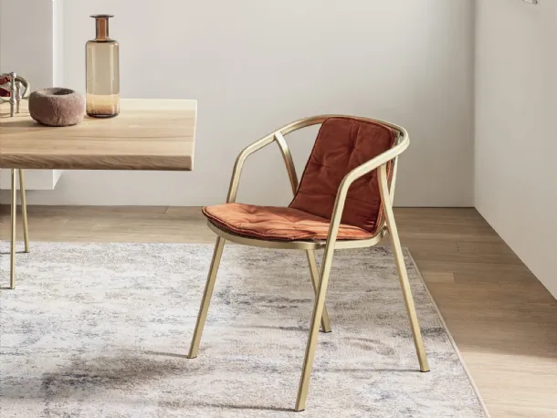 Chair Ines in lacquered steel and fabric by Bontempi