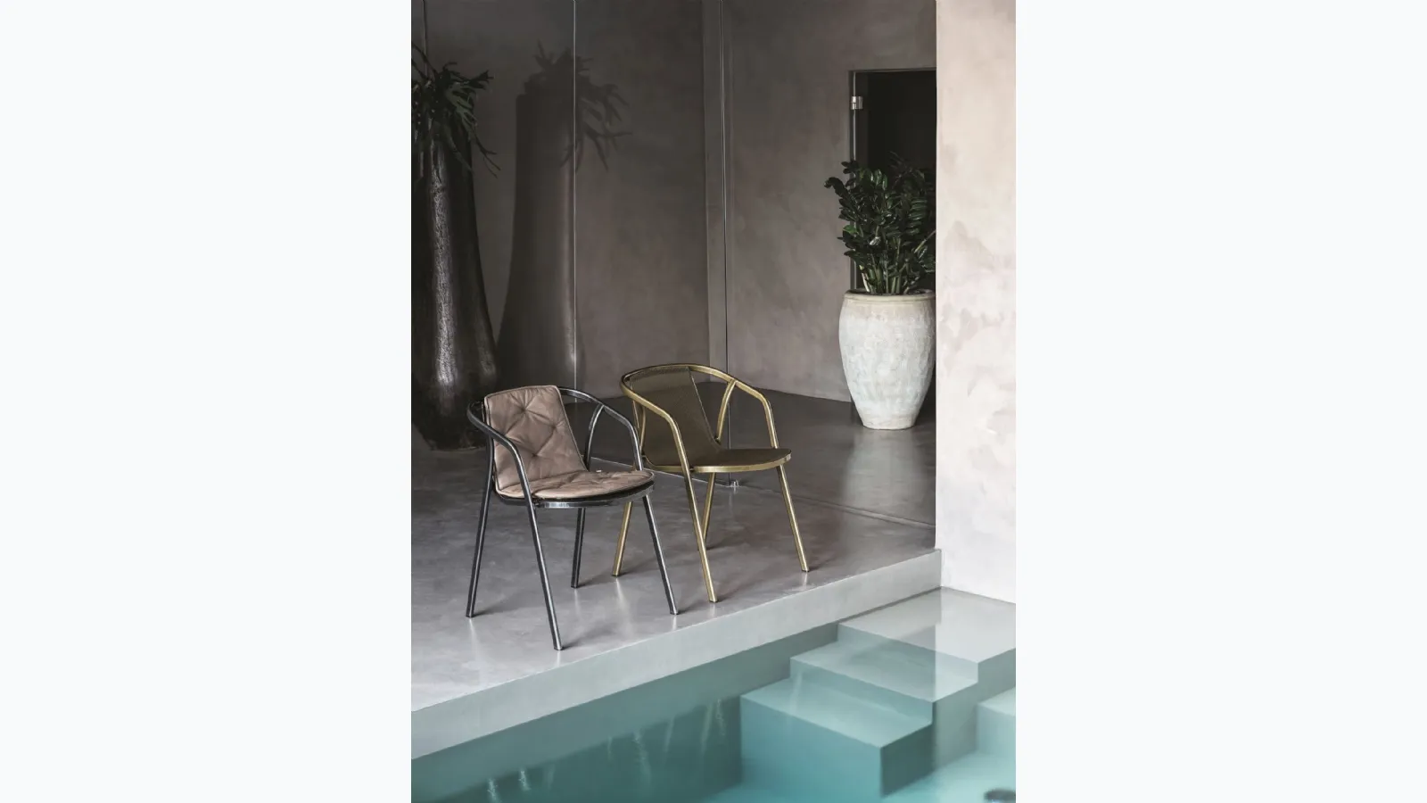 Ines chair in lacquered steel by Bontempi